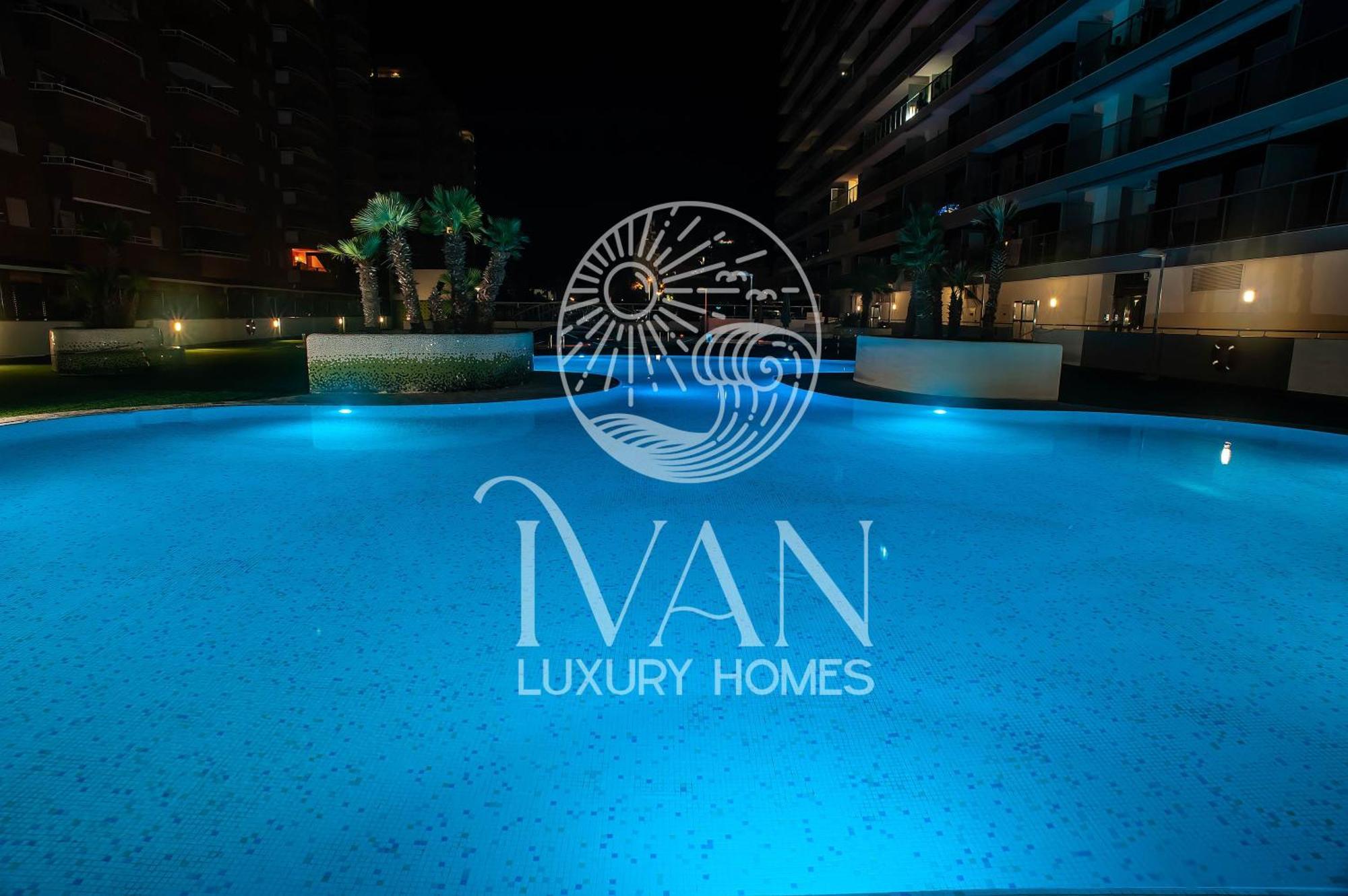 Casa Nicole - Iván Luxury Homes - SEMIFRONTAL - 10ª Planta - Sur- 1ª Linea de Playa Oropesa del Mar Exterior foto